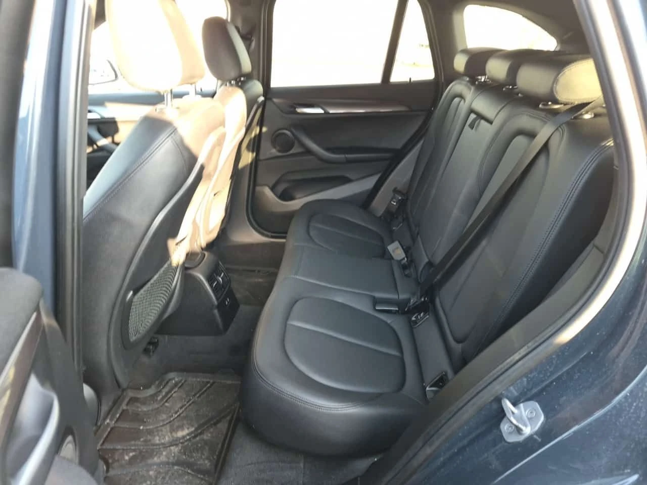 BMW X1 * XDRIVE28I SPORT UTILITY 4D * CARFAX * ���� �� �� | Mobile.bg � ����������� 12