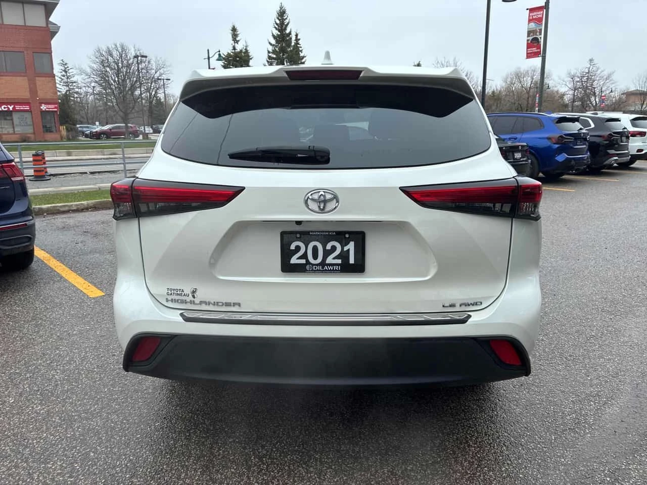 Toyota Highlander | LE | ПОДГРЕВ | CARFAX | АВТОКРЕДИТ | , снимка 4 - Автомобили и джипове - 54545596