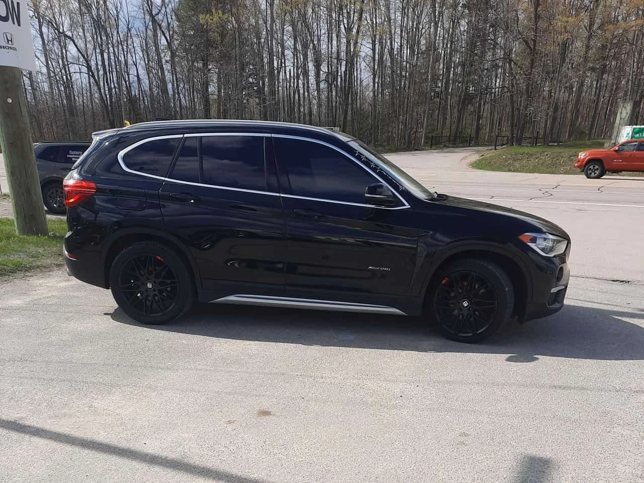 BMW X1 xDrive28i/ПАНОРАМА/ПОДГРЕВИ/АВТОФИНАНСИРАНЕ, снимка 4 - Автомобили и джипове - 54572447