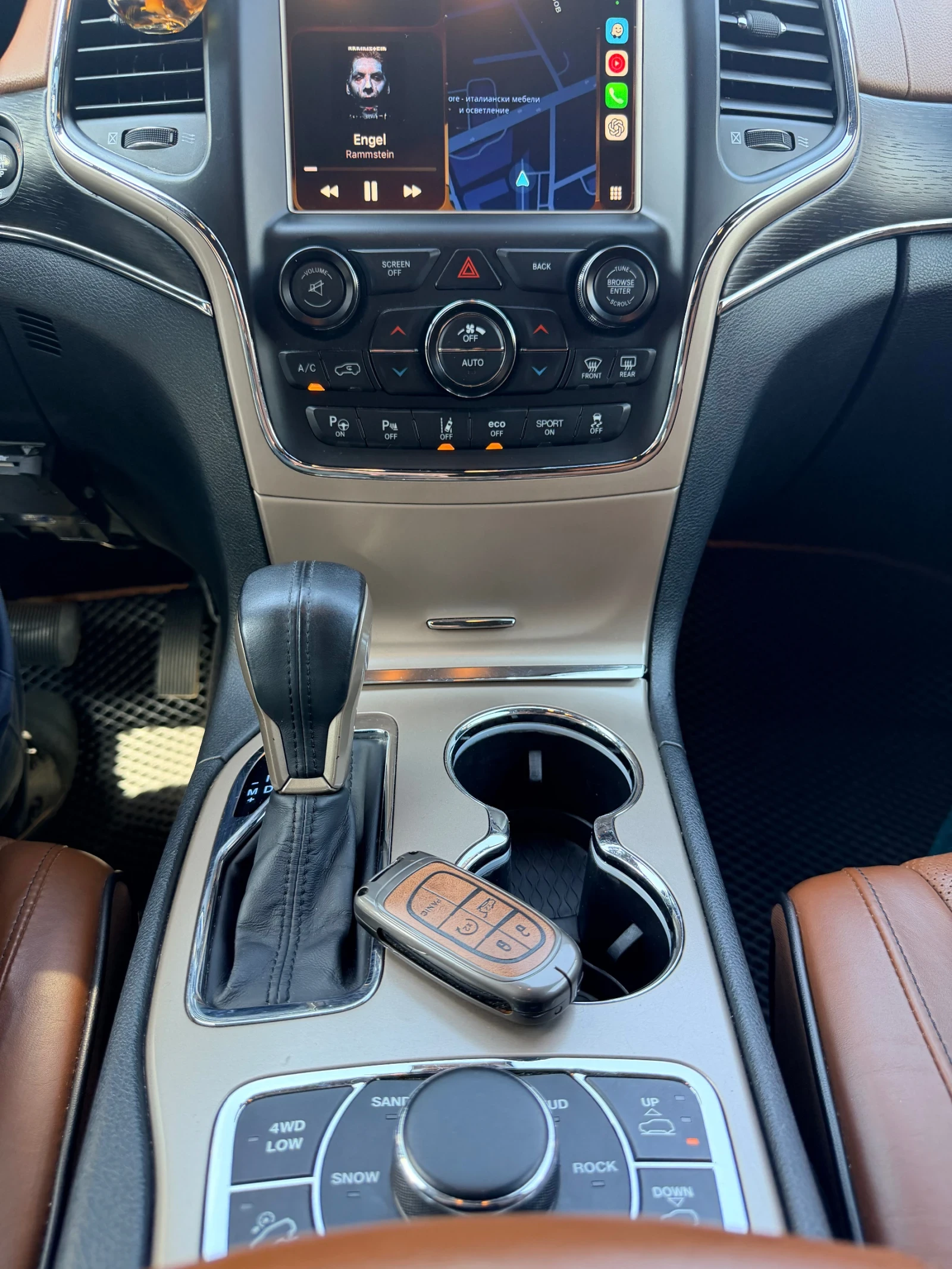 Jeep Grand cherokee 5.7 SUMMIT лизинг , снимка 15 - Автомобили и джипове - 55091266