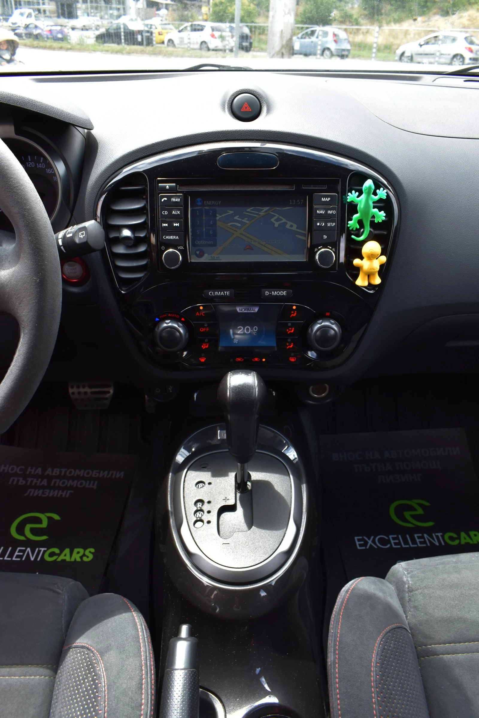 Nissan Juke 1.6Т* NISMO* ALCANTARA, снимка 13 - Автомобили и джипове - 55460160