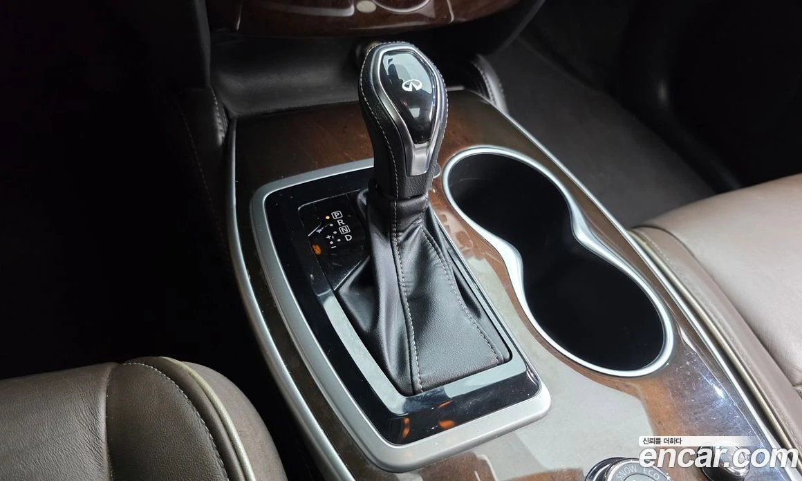 Infiniti QX60 3.5 AWD, снимка 12 - Автомобили и джипове - 56123109