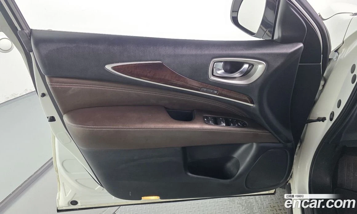 Infiniti QX60 3.5 AWD, снимка 14 - Автомобили и джипове - 56123109