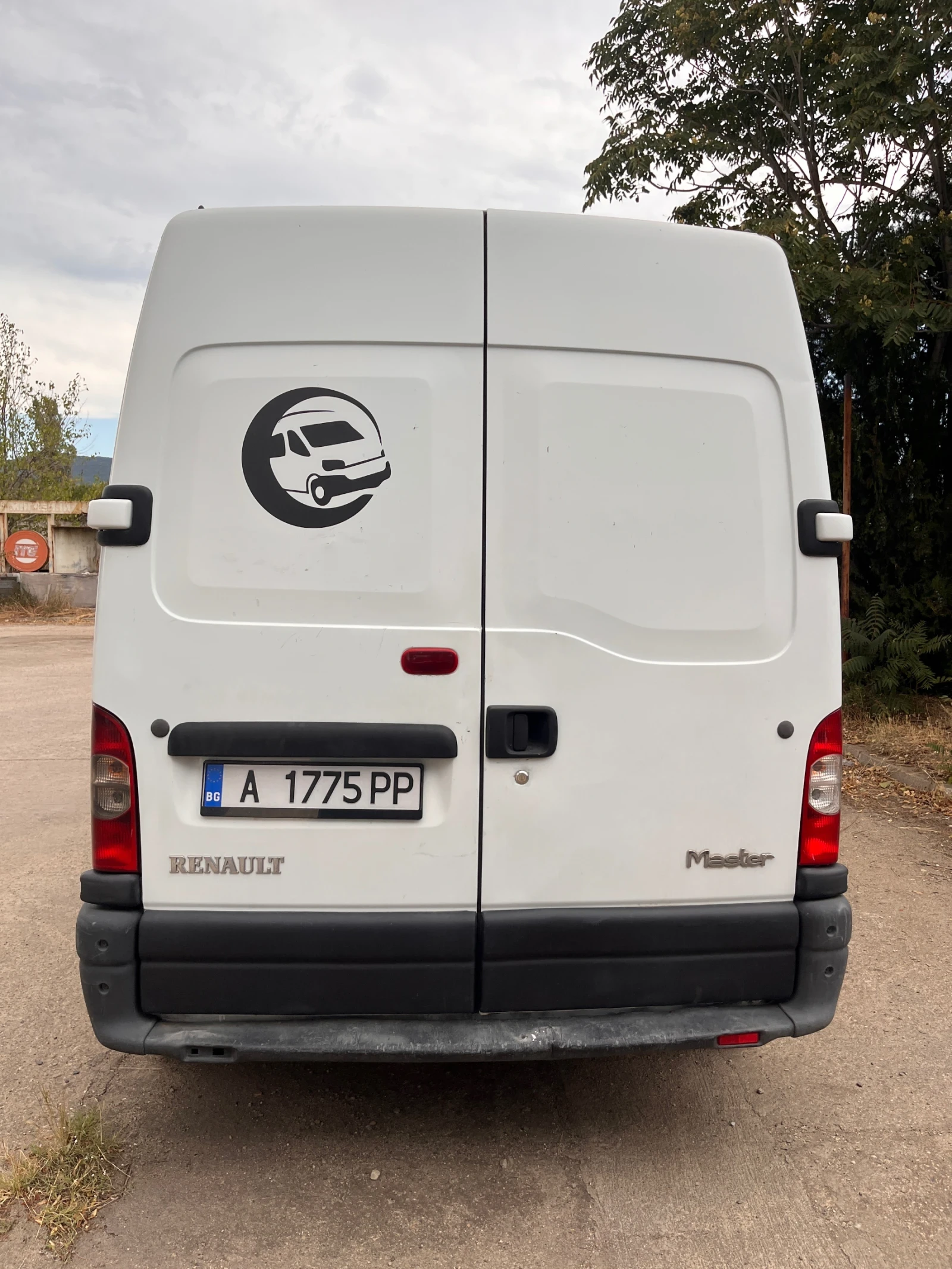 Renault Master 194 к.км реални, климатик елек.пакет - изображение 3