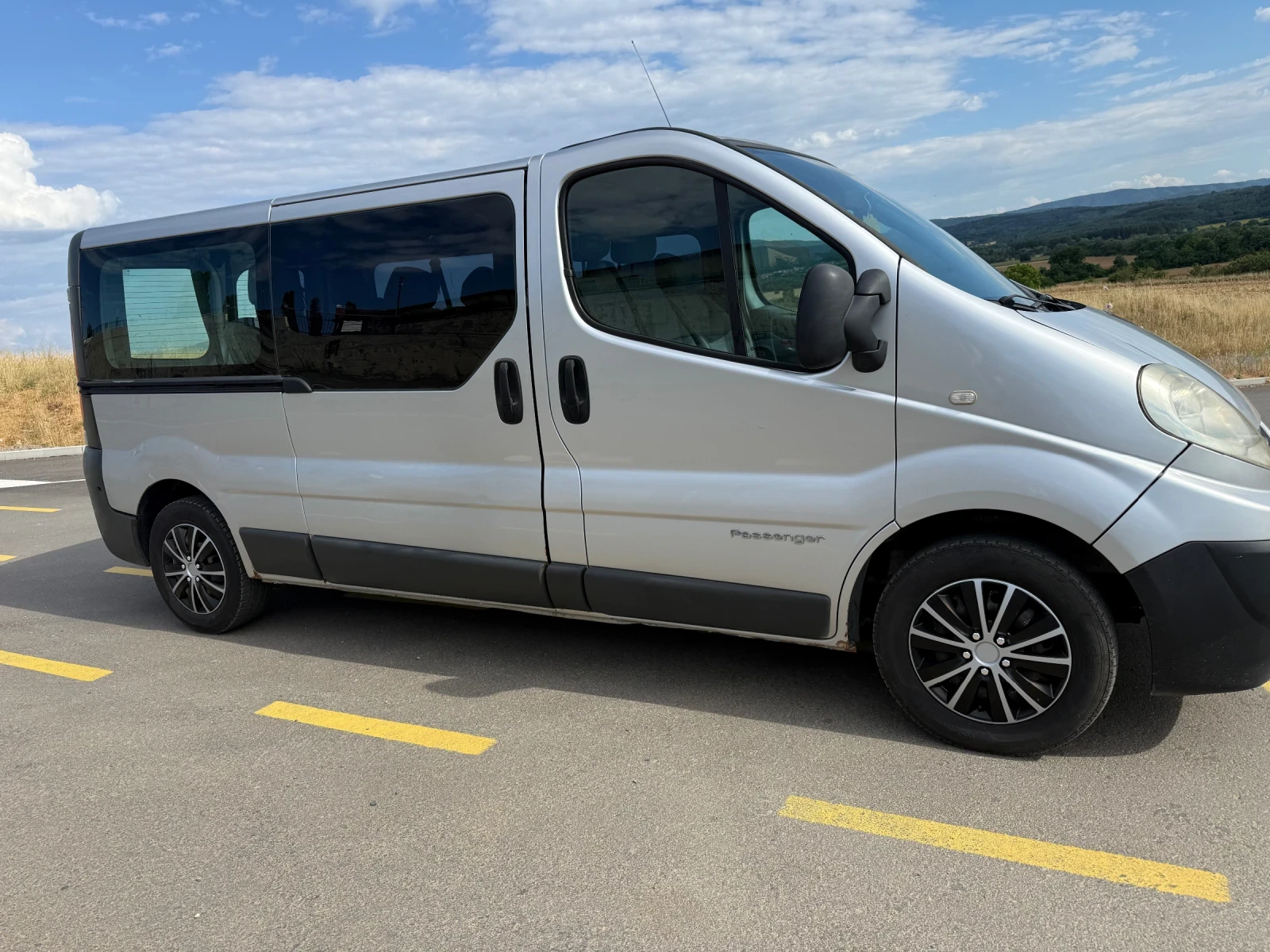Renault Trafic 2.0 115 maxi, снимка 3 - Бусове и автобуси - 55190319