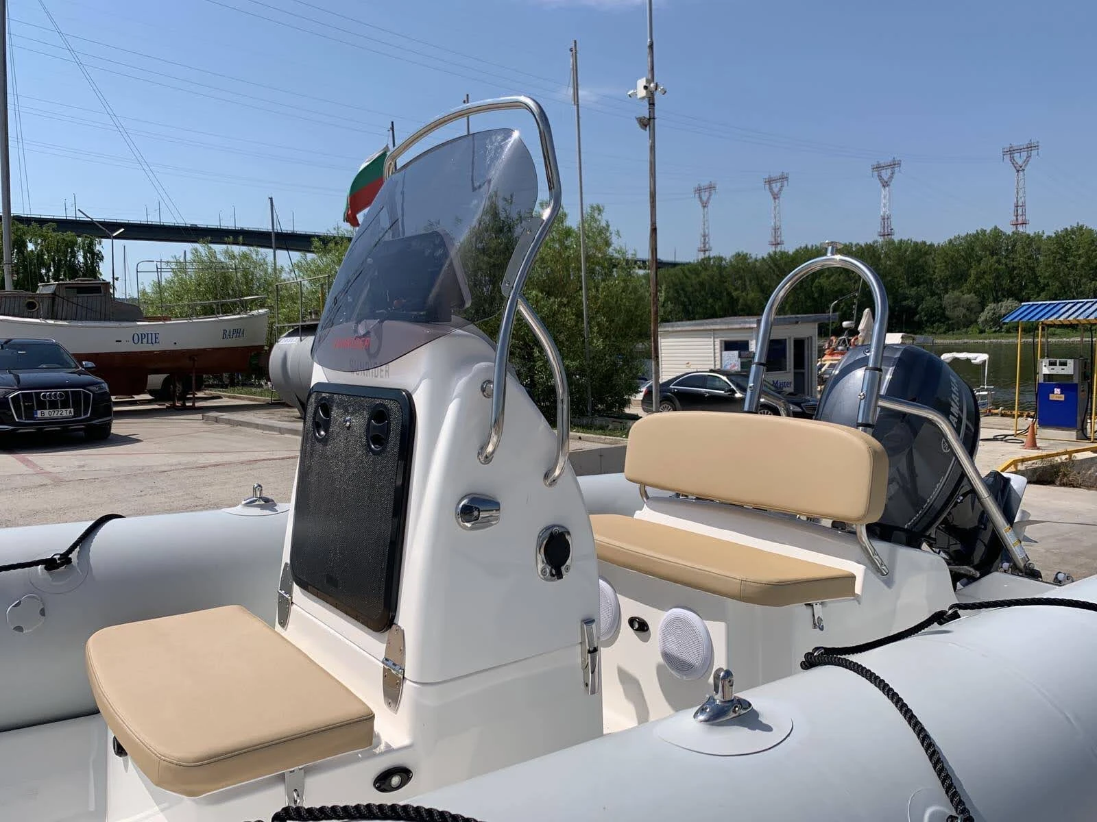   Bombard Sunrider 5.50 | Mobile.bg   11