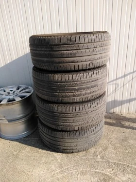 Гуми Всесезонни 275/40R22, снимка 1