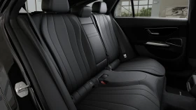 Mercedes-Benz E 220 d 4MATIC, снимка 10