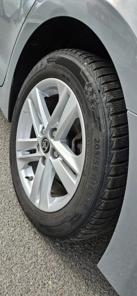 Toyota Corolla 1.8 Hybrid Touring Sports  Business Tech - 43600 лв. / 22292.33 € - 91479753 17