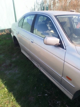 BMW 523 Е 39 седан, снимка 1