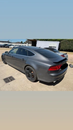 ����� �� �������� �� Audi S7 � ������ �������� �� 5 ��� 
