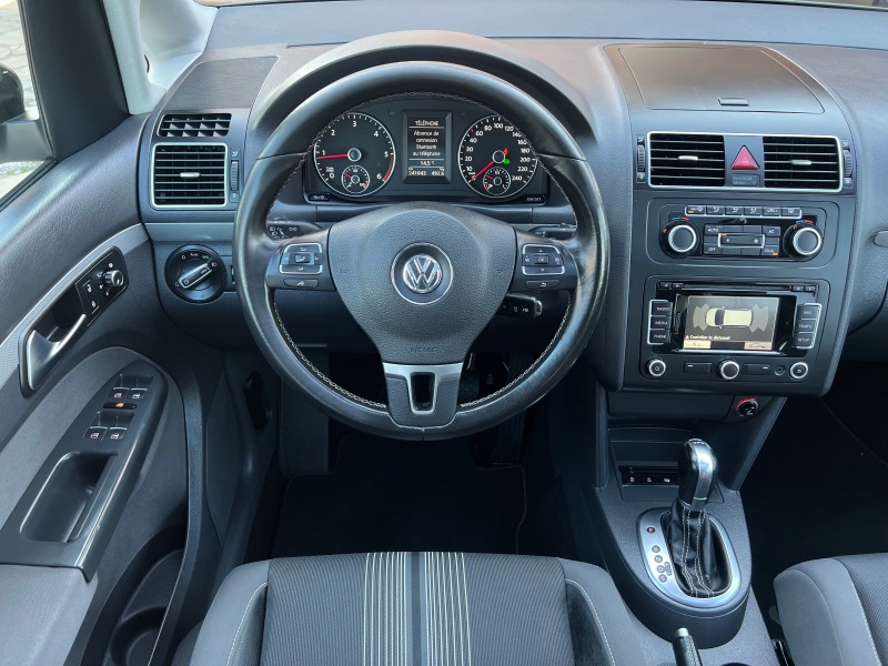 VW Touran 2.0TDI* 100%km* PANORAMA* AUTOMAT* KAMERA* * FULL, снимка 3 - Автомобили и джипове - 44456360