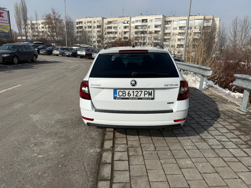 Skoda Octavia G-TEC, снимка 4 - Автомобили и джипове - 48753435