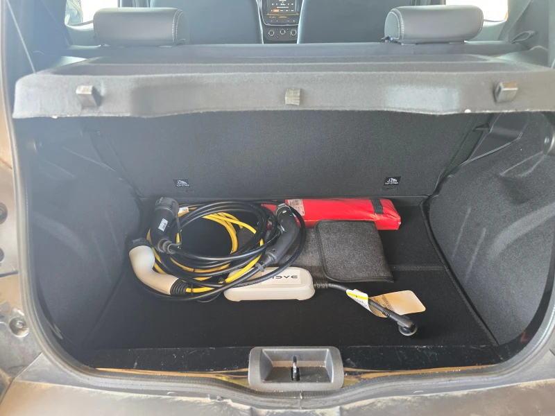 Dacia Spring Electric drive 33 kW Essential/Германия, снимка 11 - Автомобили и джипове - 51909278