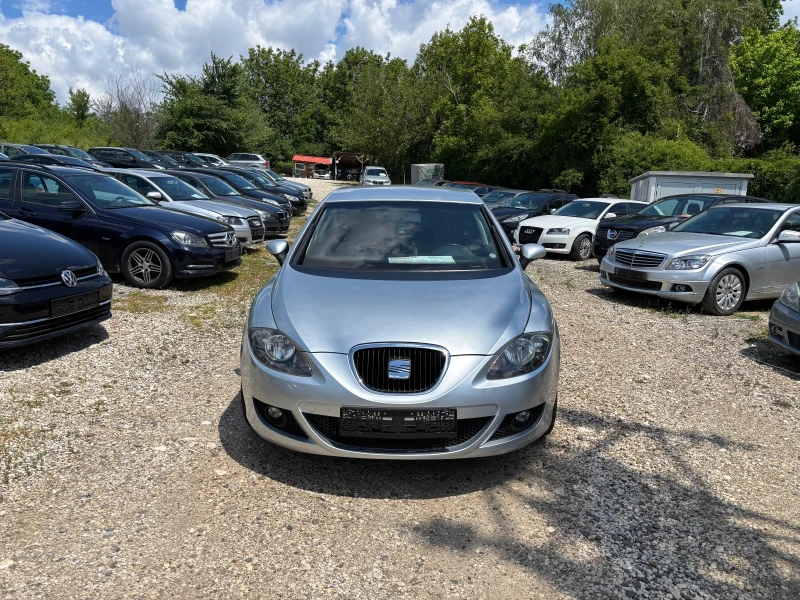 Seat Leon 2.0 TDI, снимка 2 - Автомобили и джипове - 52595043