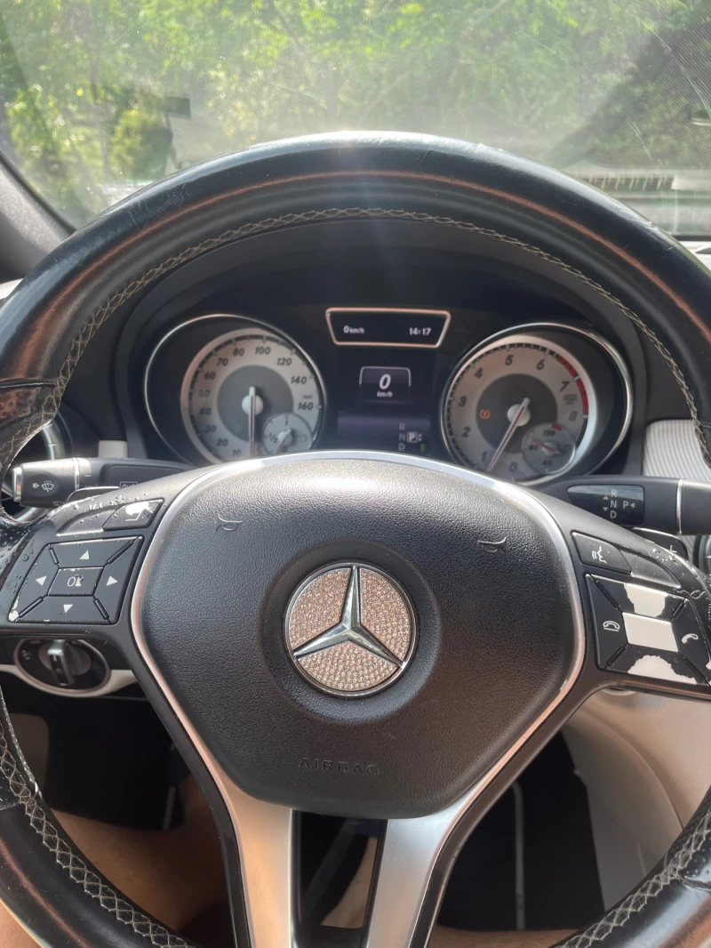 Mercedes-Benz CLA 250, снимка 8 - Автомобили и джипове - 52511192