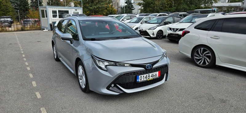 Toyota Corolla 1.8 Hybrid Touring Sports  Business Tech, снимка 3 - Автомобили и джипове - 52153646