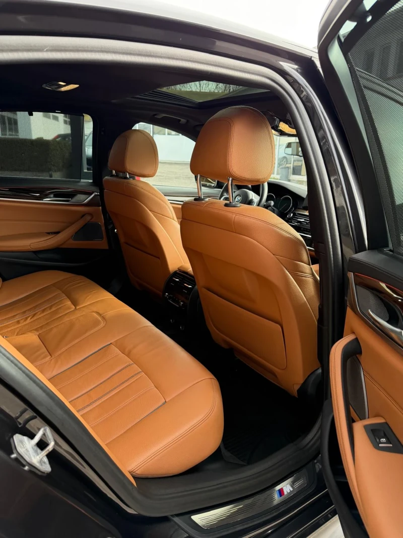 BMW 540 xDrive M-Pack, снимка 13 - Автомобили и джипове - 52535257