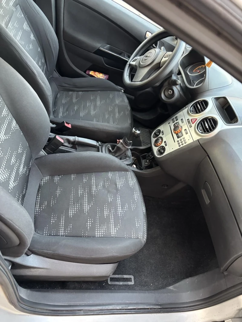 Opel Corsa 1.2 Gas, снимка 7 - Автомобили и джипове - 52968480