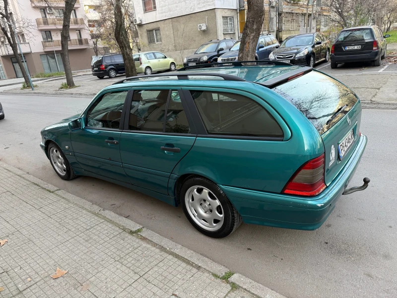 Mercedes-Benz C 220 CDi, снимка 5 - Автомобили и джипове - 53364303