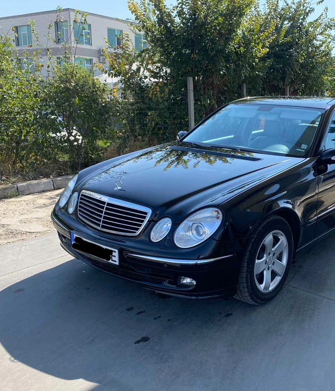 Mercedes-Benz E 350 АВТОМАТ, снимка 2 - Автомобили и джипове - 47331958