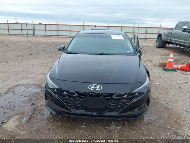 Hyundai Elantra LIMITED, снимка 12 - Автомобили и джипове - 47461541