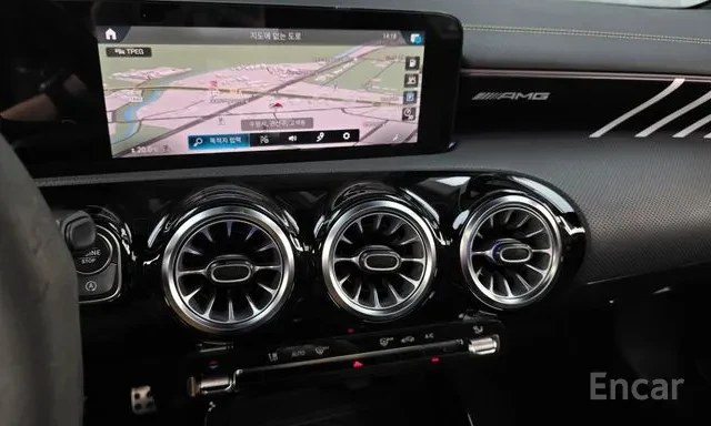 Mercedes-Benz CLA 45 AMG S 4M* �������* HUD* ����* AMBIENT* 25���.�� | Mobile.bg � ����������� 14