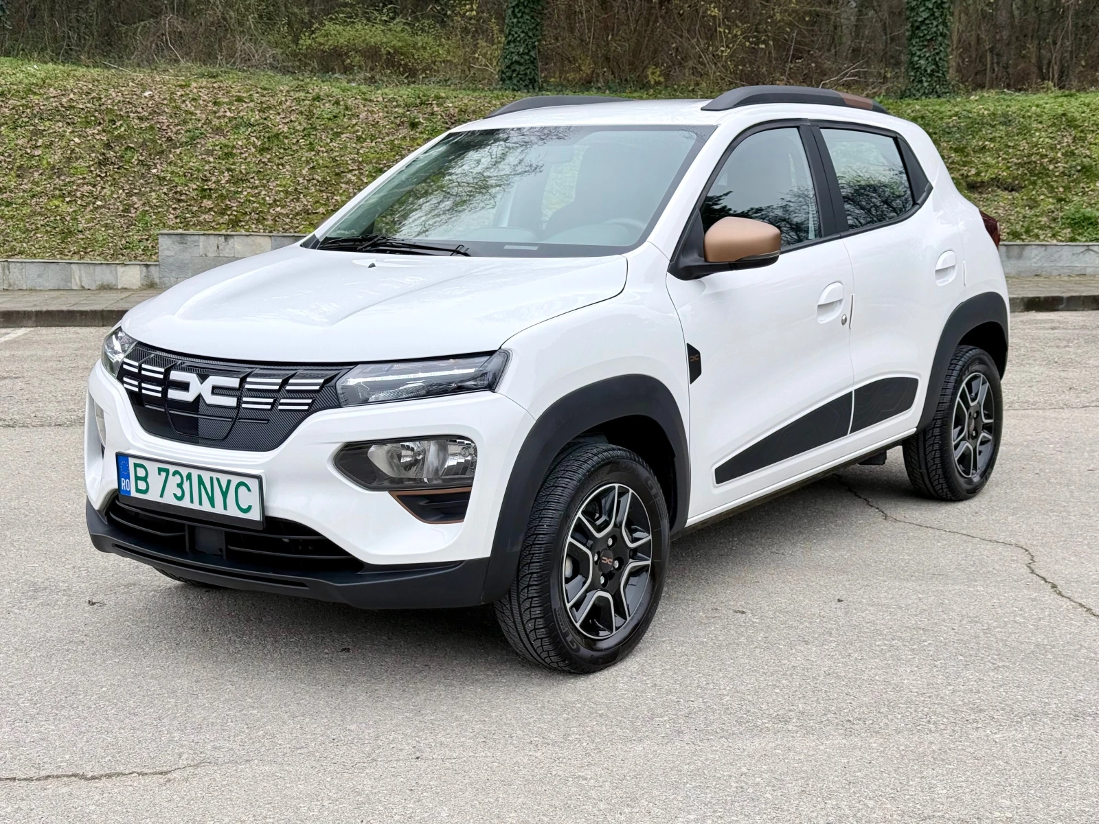 Dacia Spring EXTREME* 65k.c.* CCS* ЛИЗИНГ* Гаранция* , снимка 1