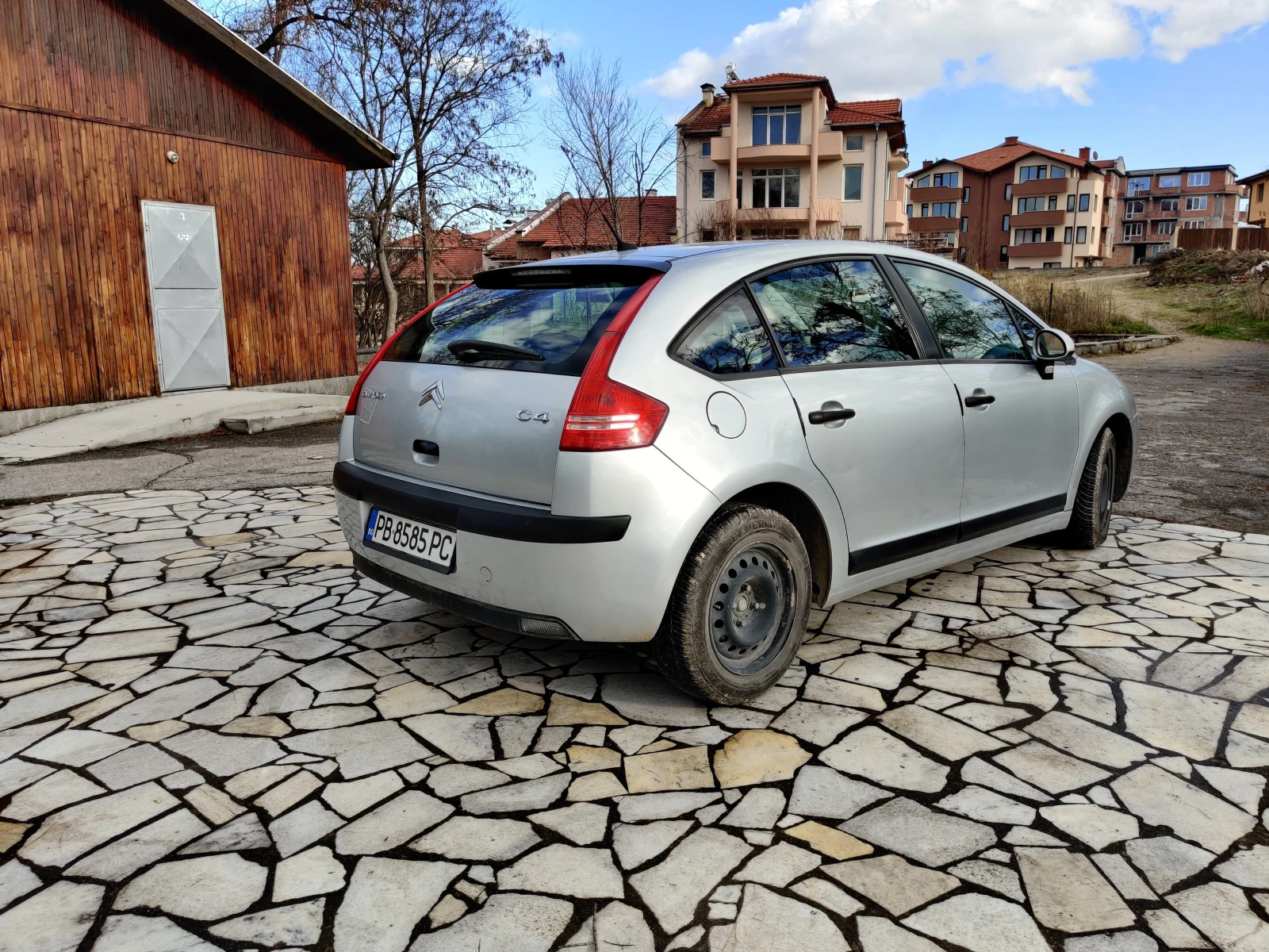 Citroen C4 1.4i - изображение 7