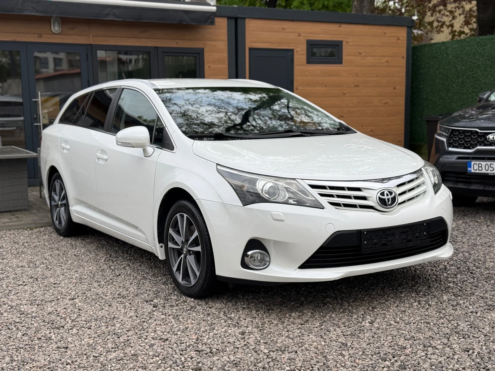 Toyota Avensis 1.8VVT-i/FACE/EXECUTIVE/НАВИ/КОЖА/КАМЕРА/ - изображение 3