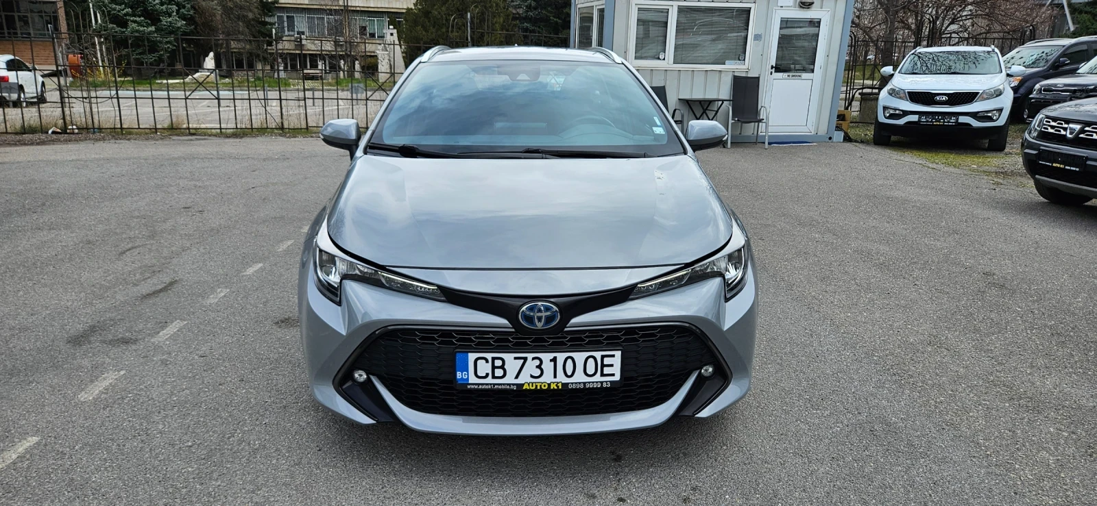 Toyota Corolla 1.8 Hybrid Touring Sports  Business Tech, снимка 2 - Автомобили и джипове - 52153646