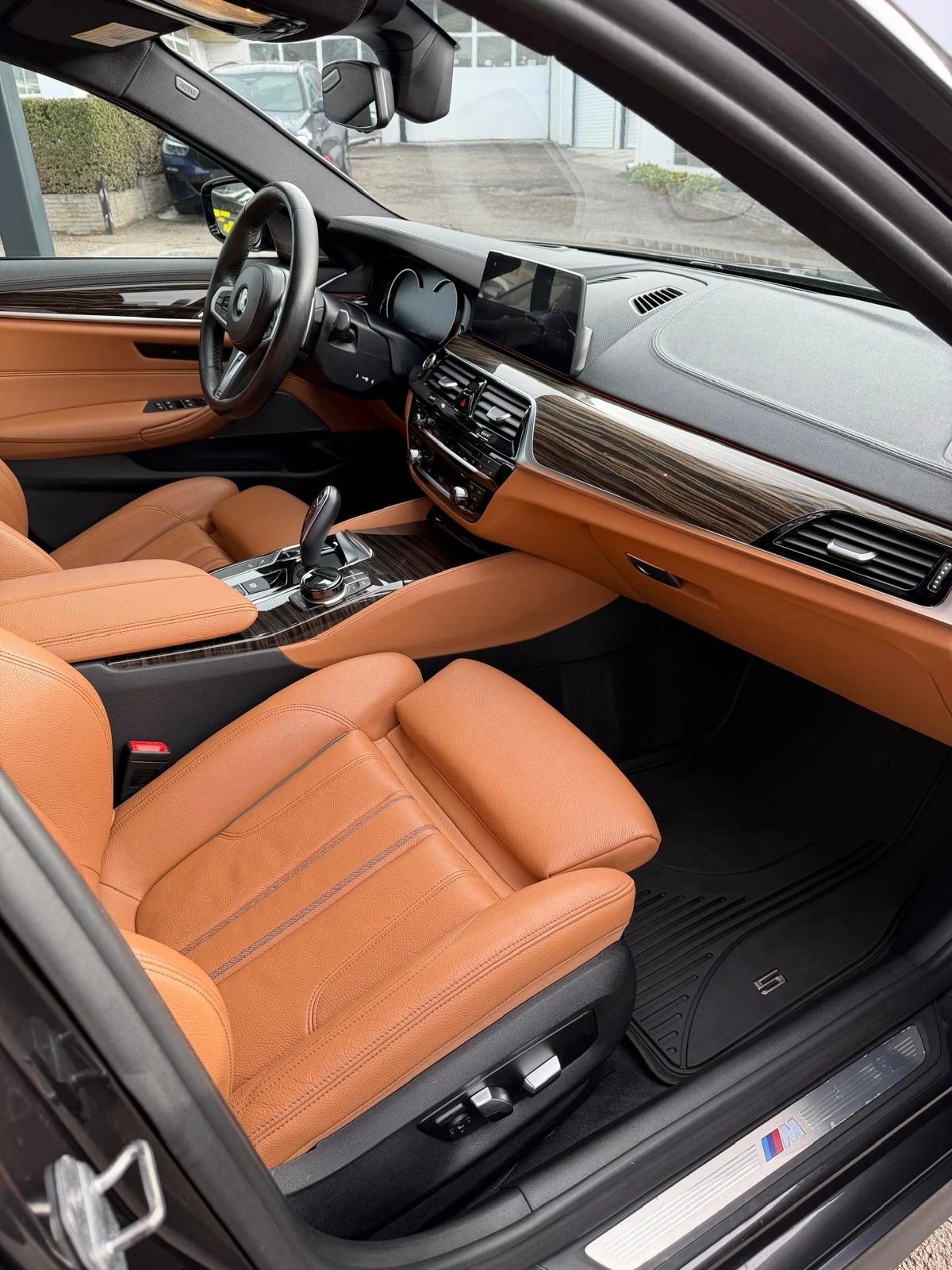 BMW 540 xDrive M-Pack | Mobile.bg   12