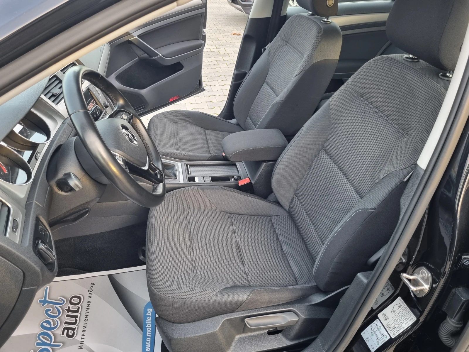 VW Golf 1.6TDi-110ps 2017. | Mobile.bg   8