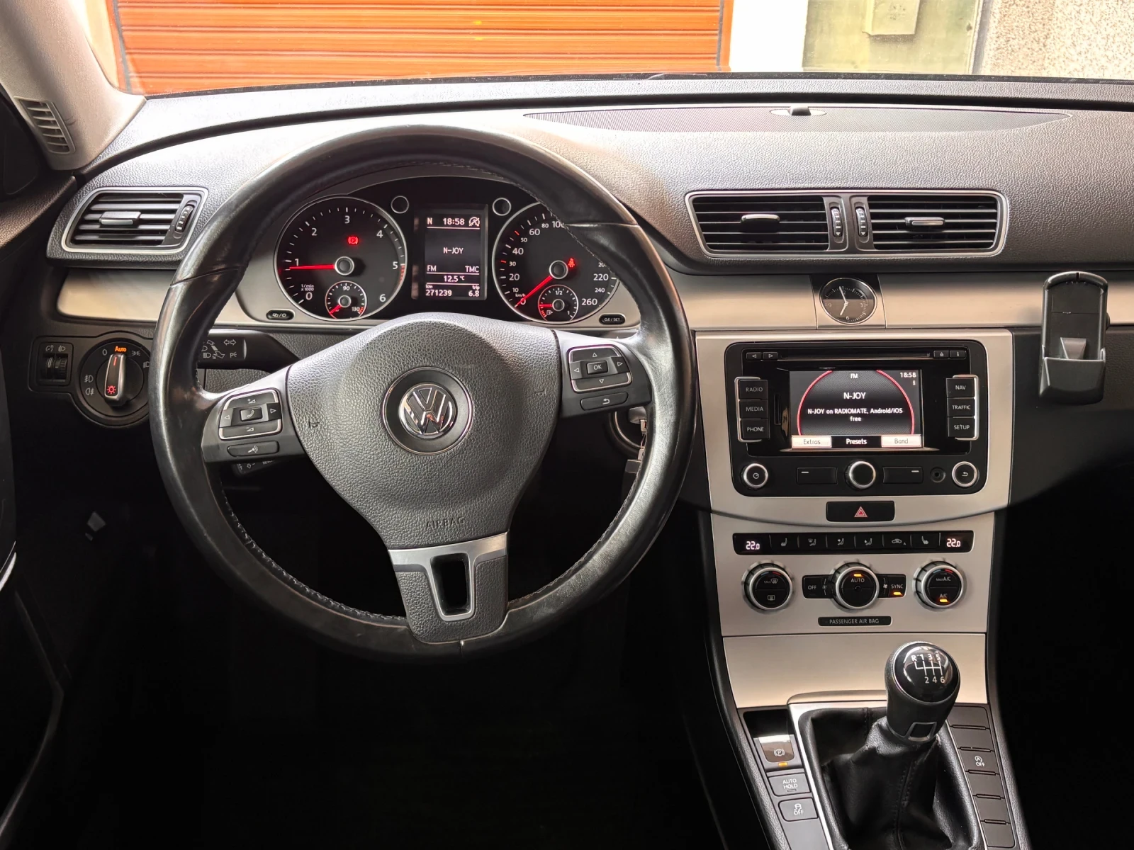 VW Passat 2.0 TDI - изображение 9