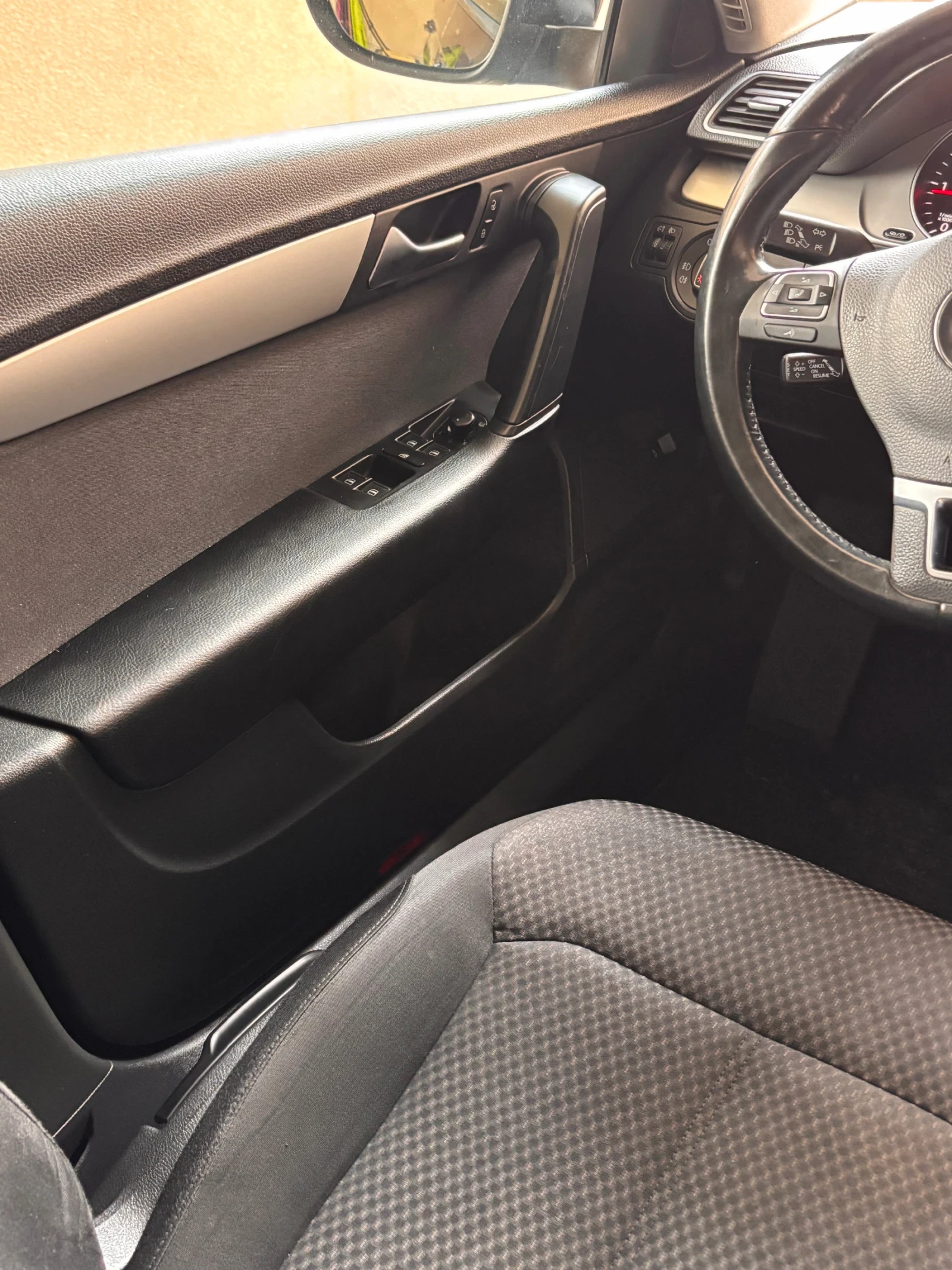 VW Passat 2.0 TDI - изображение 10