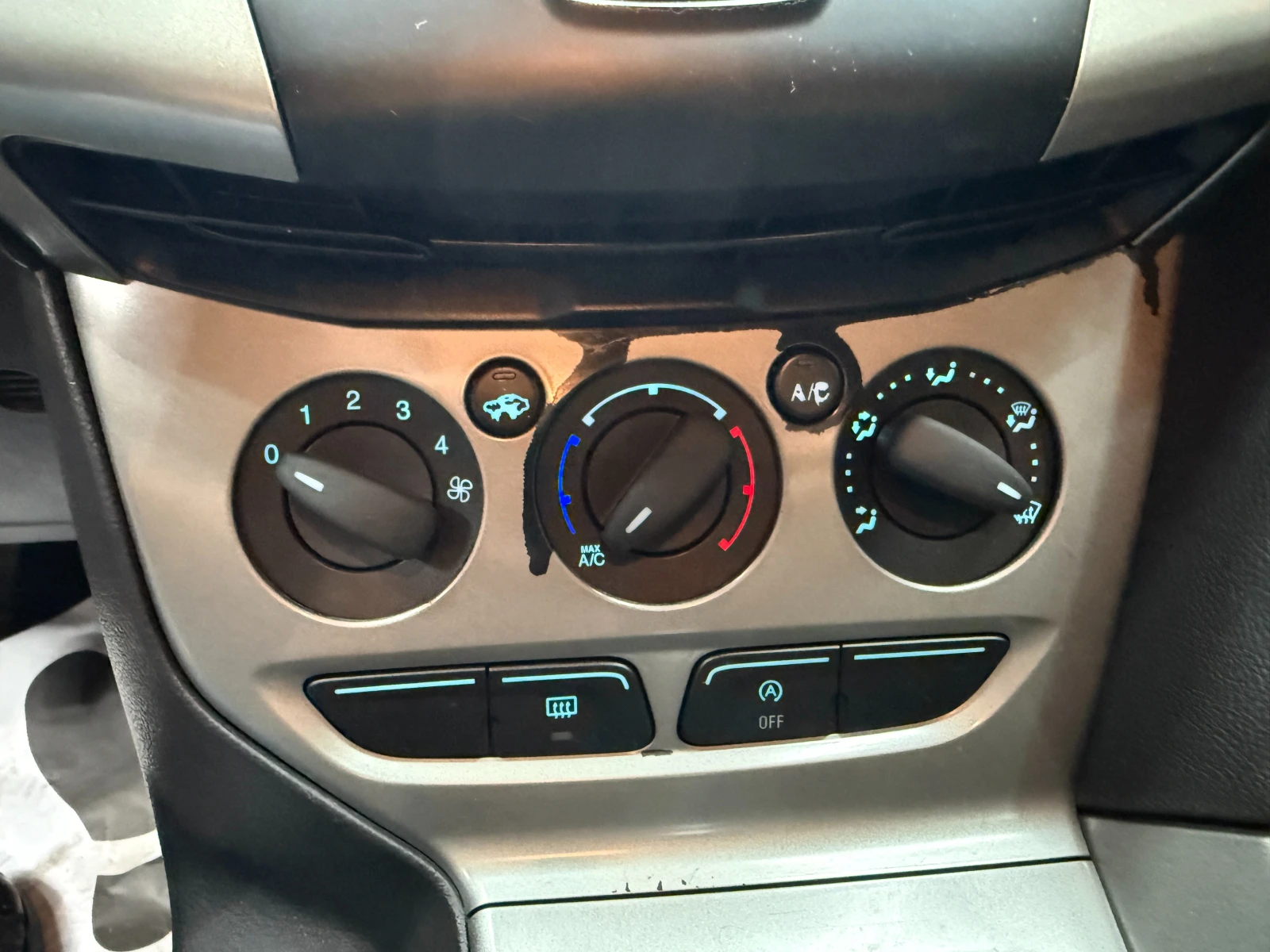 Ford Focus 1.6D 115��/������/������/�������� | Mobile.bg � ����������� 12