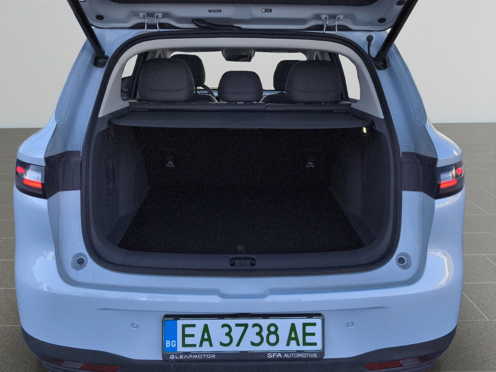 Leapmotor B10 DESIGN BEV 160kW 67.1kWh//2508528, снимка 14 - Автомобили и джипове - 53827730