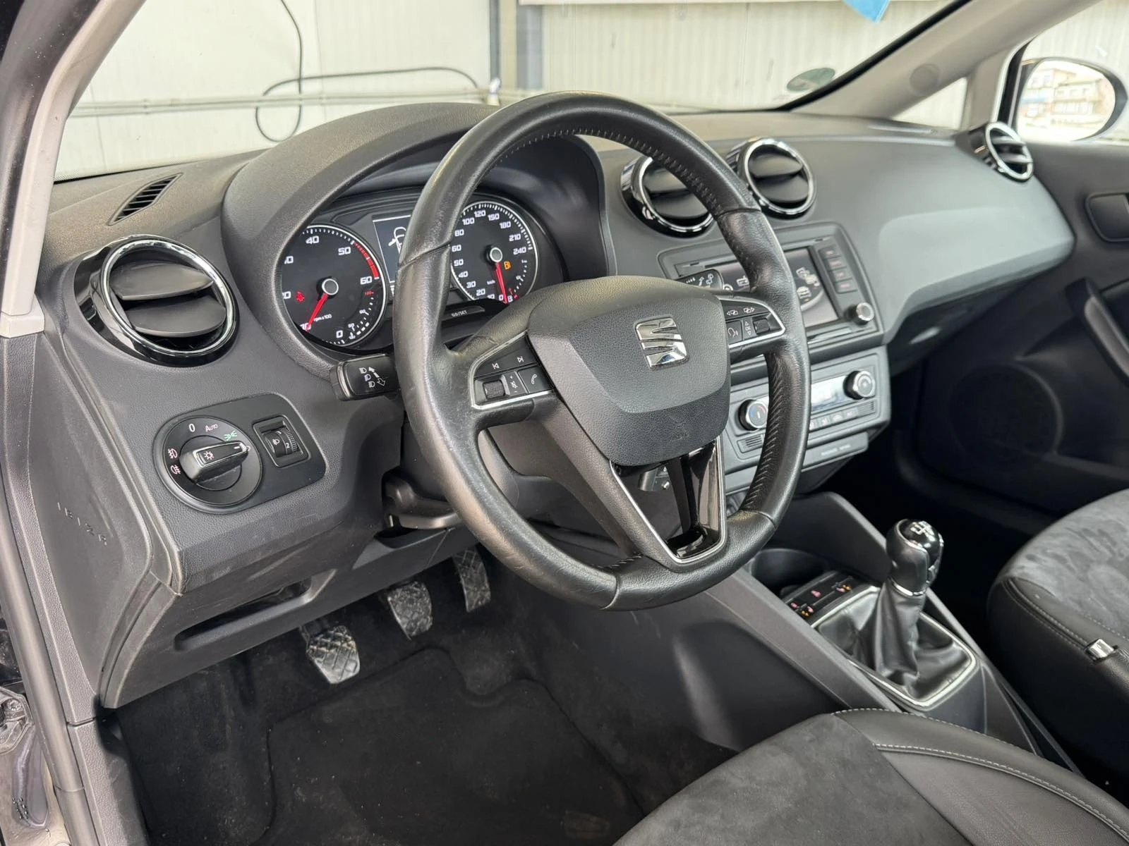 Seat Ibiza 1.4 TDI  Eu- 6W, снимка 8 - Автомобили и джипове - 54076522