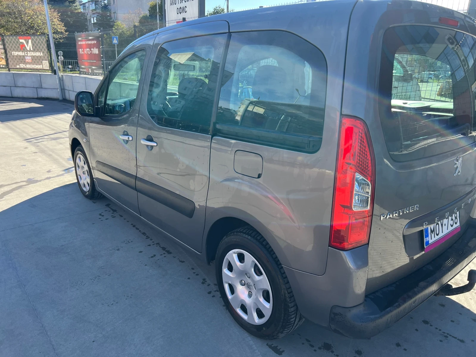 Peugeot Partner 1.6 HDI TEPEE, снимка 9 - Автомобили и джипове - 54341380