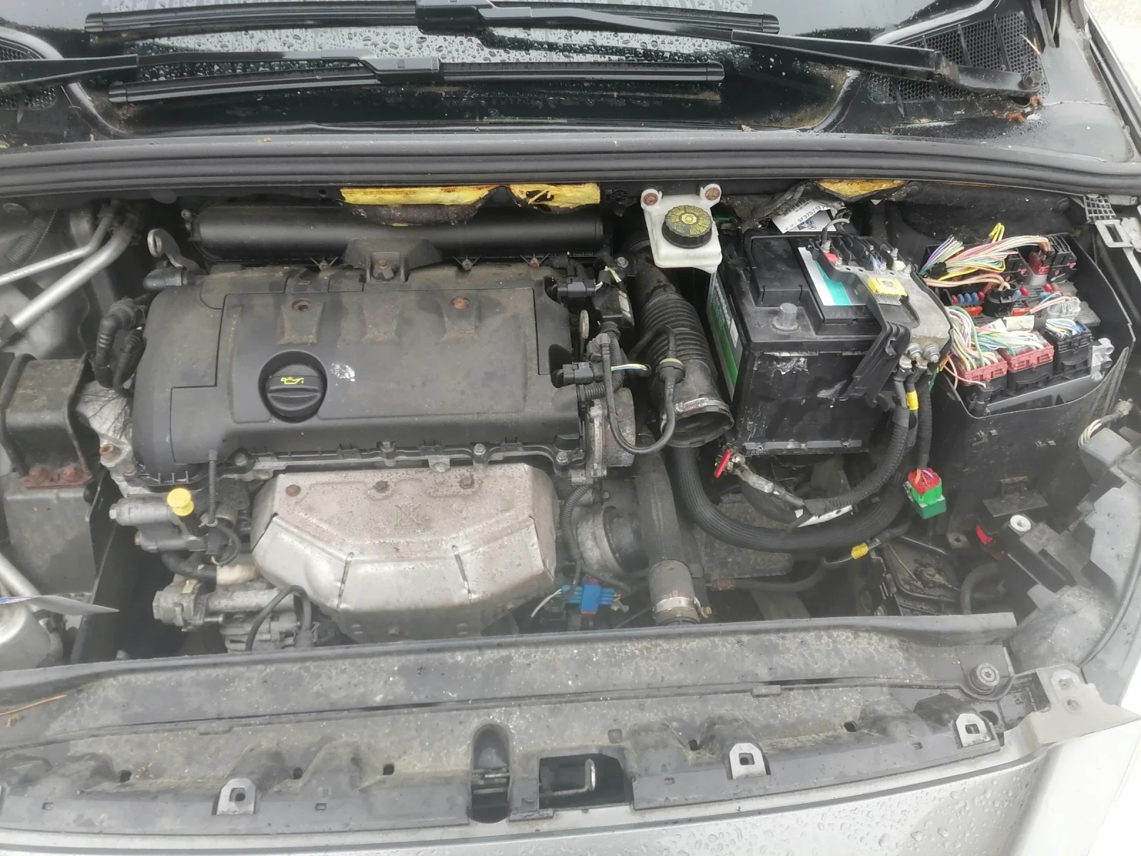 Peugeot 308 комби, снимка 5 - Автомобили и джипове - 55027037