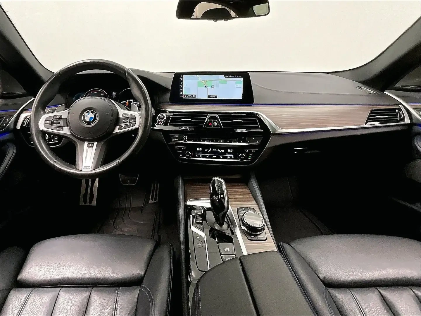 BMW 540 X-Drive* M-Pack* Harman Kardon, снимка 7 - Автомобили и джипове - 55145034