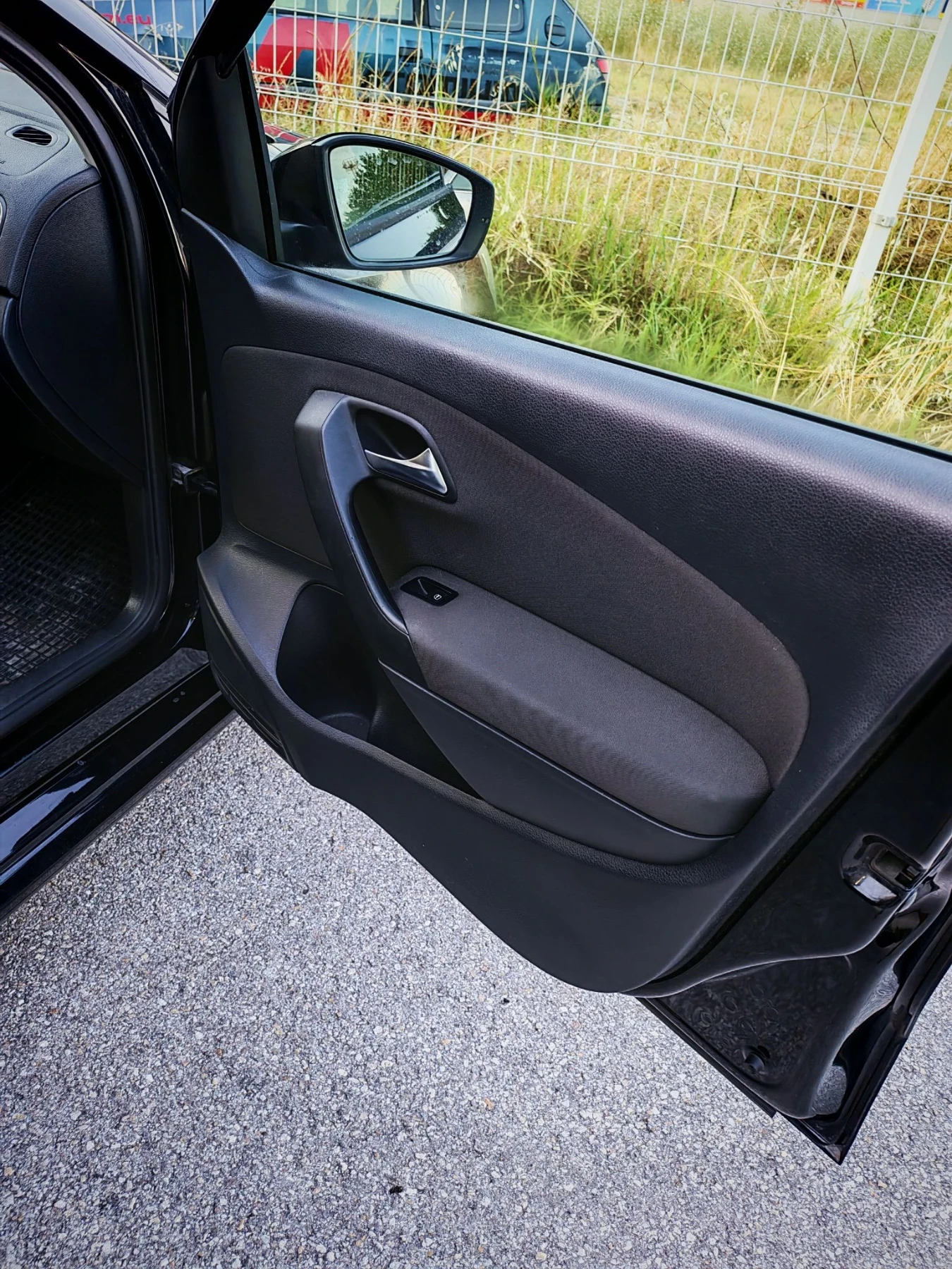 VW Polo 1.4 бензин 86кс, снимка 12 - Автомобили и джипове - 55743723