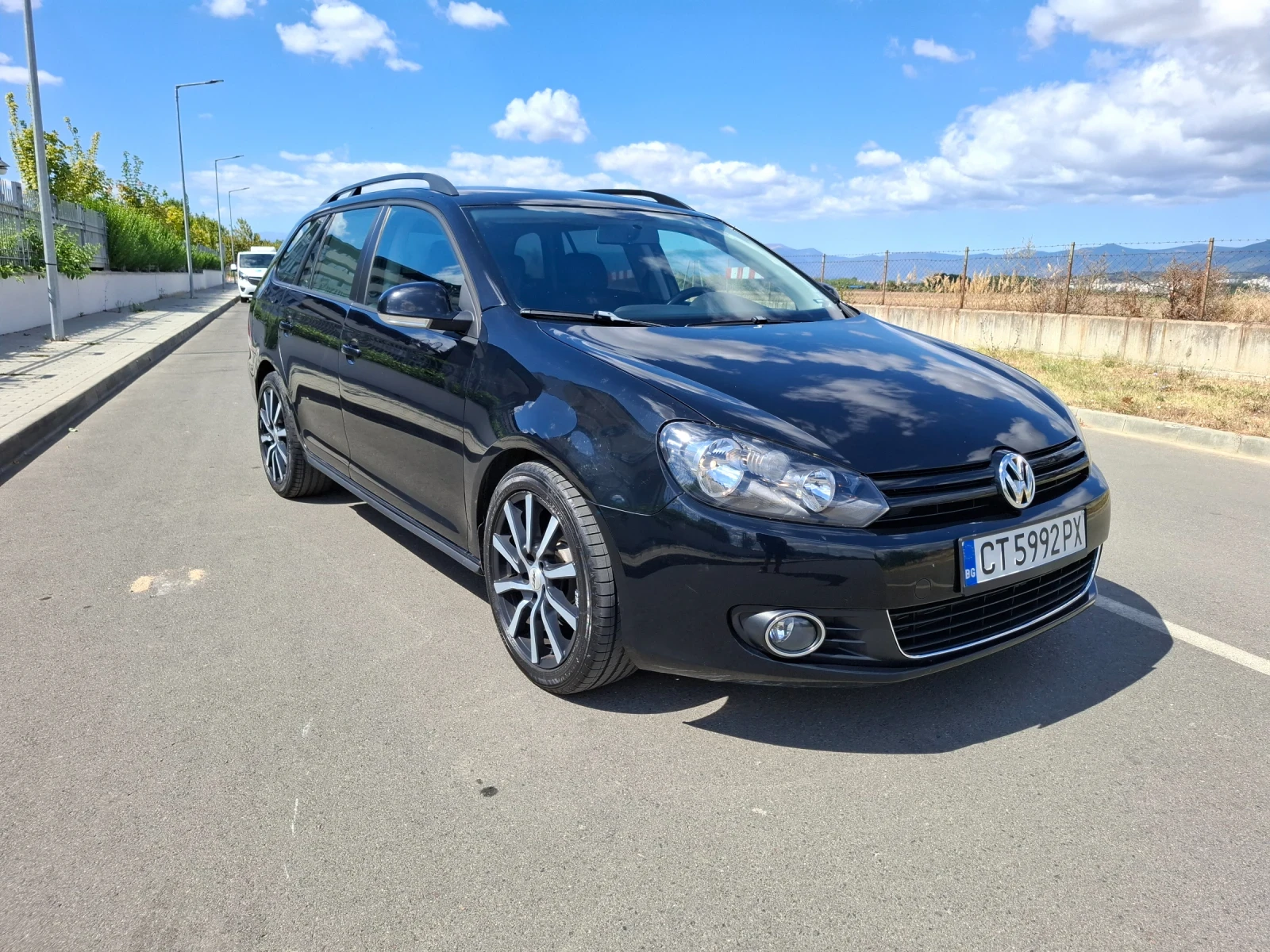 VW Golf, снимка 2 - Автомобили и джипове - 56023764