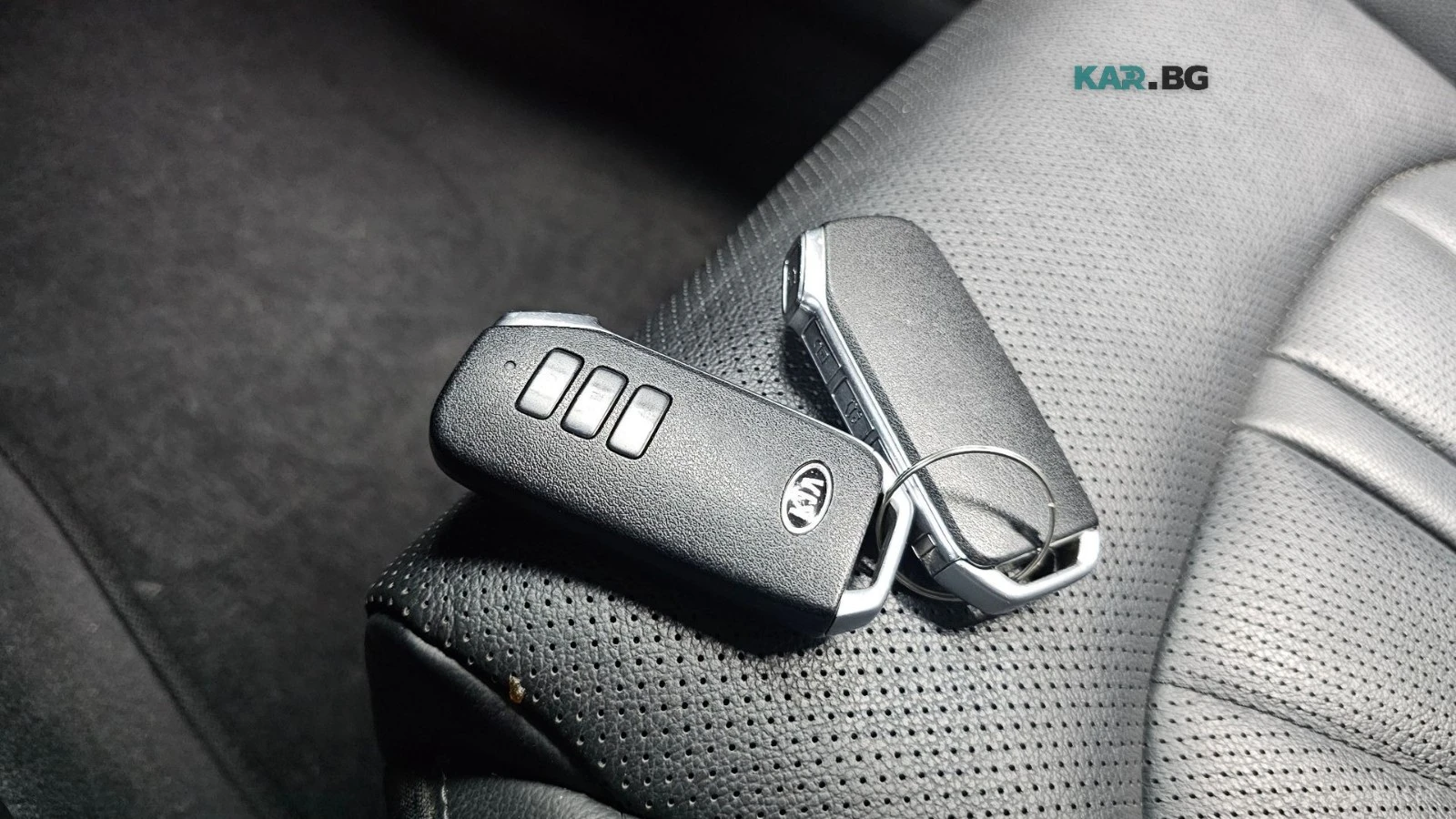 Kia K5 SIGNATURE FULL| DISTRO| HUD| ОБДУХ| 360| NO ACCIND, снимка 17 - Автомобили и джипове - 56081908