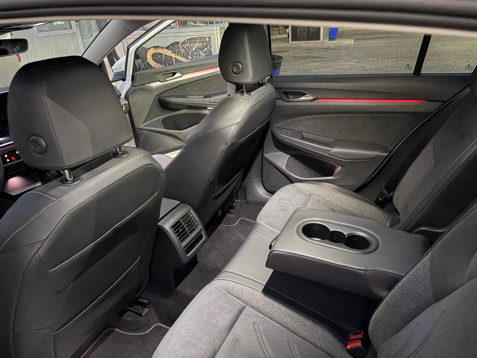 VW Golf 8.5 Style, eTSI, снимка 6 - Автомобили и джипове - 56152486