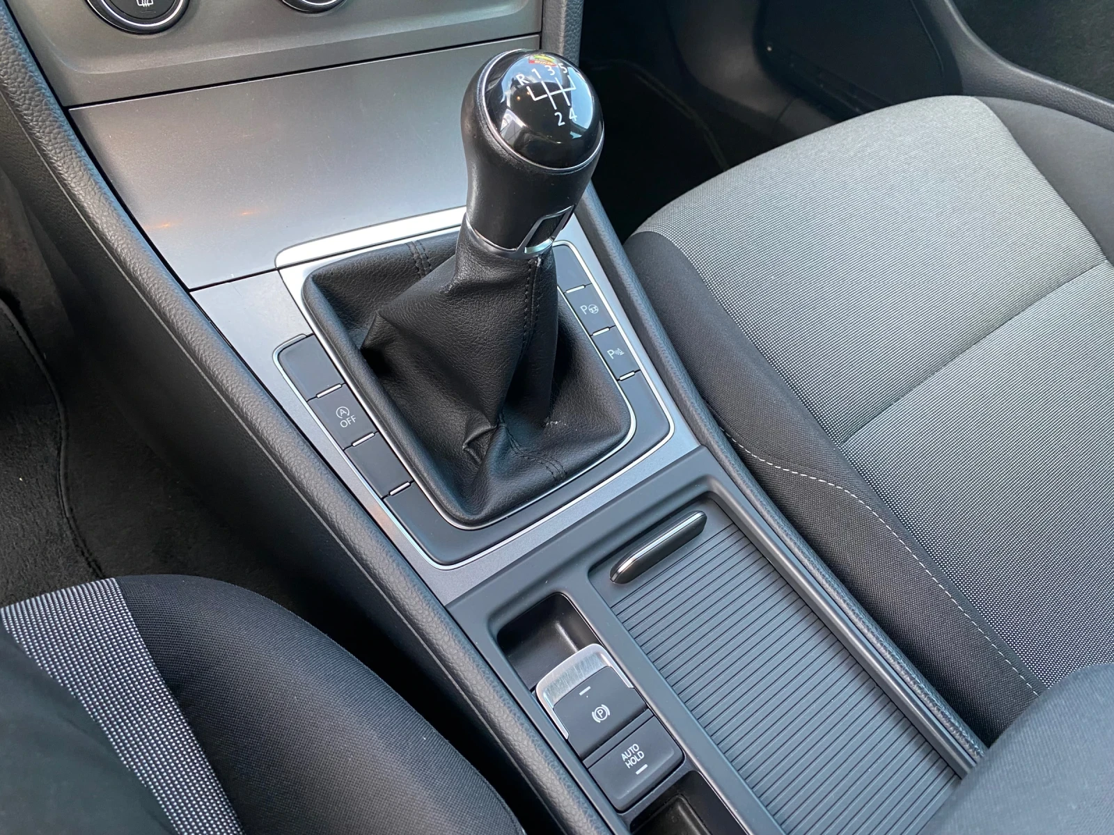 VW Golf TOP, снимка 9 - Автомобили и джипове - 56306485