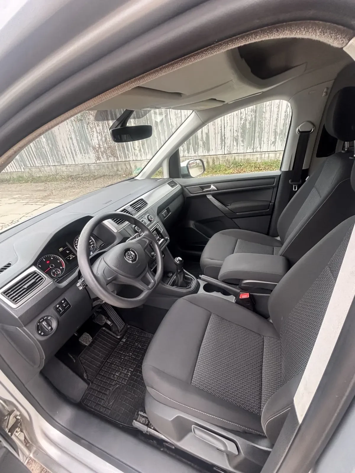VW Caddy 2.0TDI с ДДС, снимка 5 - Автомобили и джипове - 56621509
