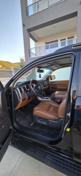 Toyota Sequoia PLATINUM BLACK EDITION, снимка 6