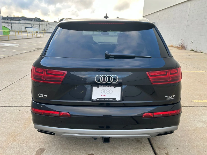 Audi Q7 PREMIUM PLUS* BOSE* PANO* DISTRONIC, снимка 5 - Автомобили и джипове - 47924409