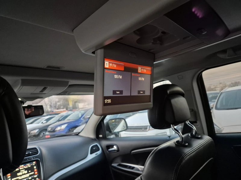 Fiat Freemont 2.0D-4X4-AUTOMATIC-7 МЕСТА, снимка 14 - Автомобили и джипове - 52839759